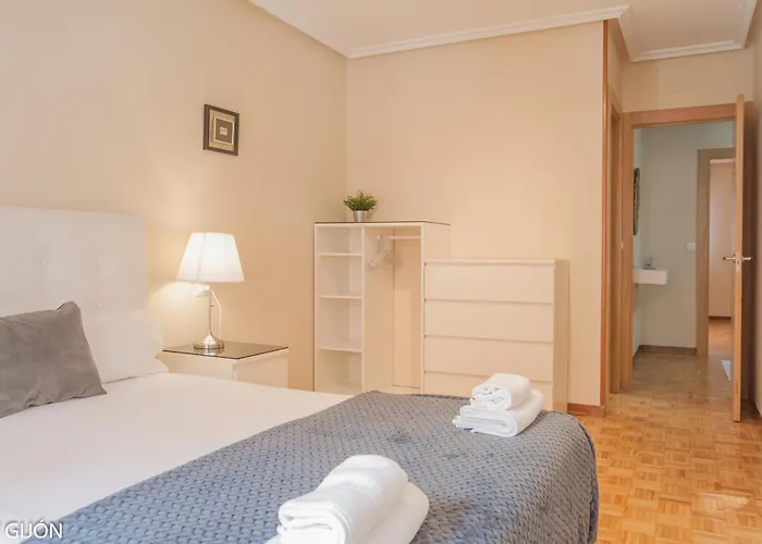 Avg Amosucas Apartament