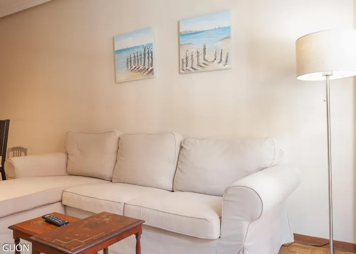 Avg Amosucas Apartament Gijón